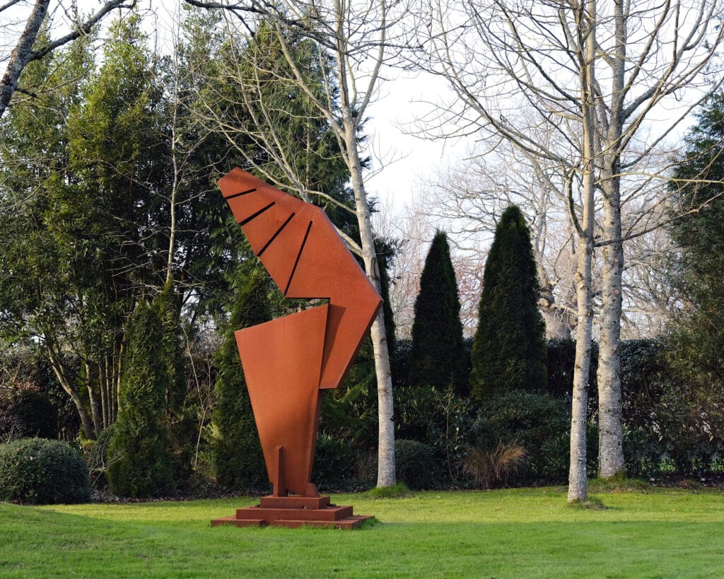 sculpture jardin monumentale en acier corten