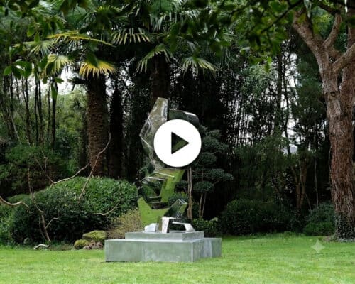 vidéo de la sculpture monumentale en inox poli miroir du sculpteur Mpcem